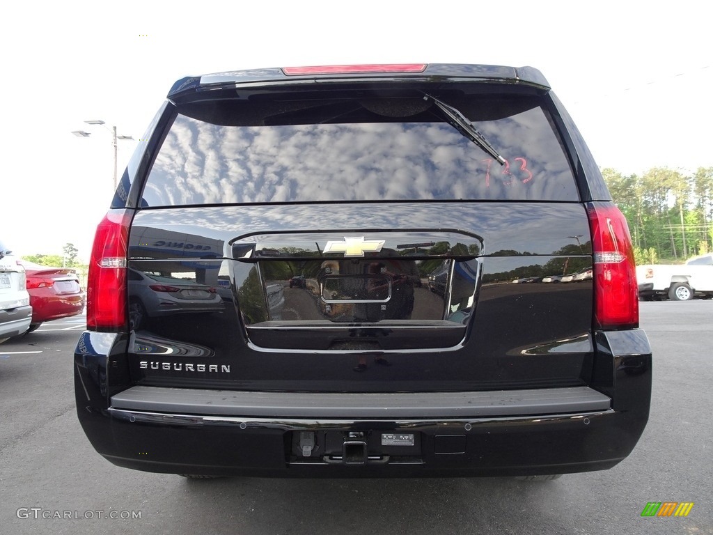 2018 Suburban LT - Black / Jet Black photo #12