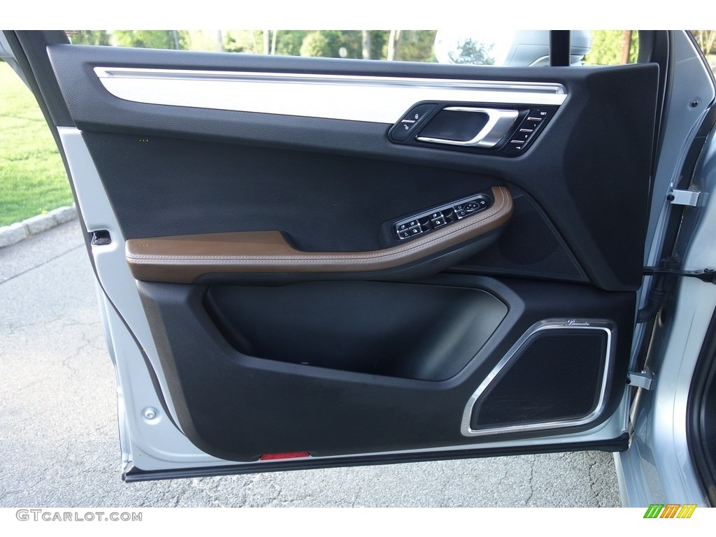 2015 Porsche Macan Turbo Saddle Brown Door Panel Photo #127066107