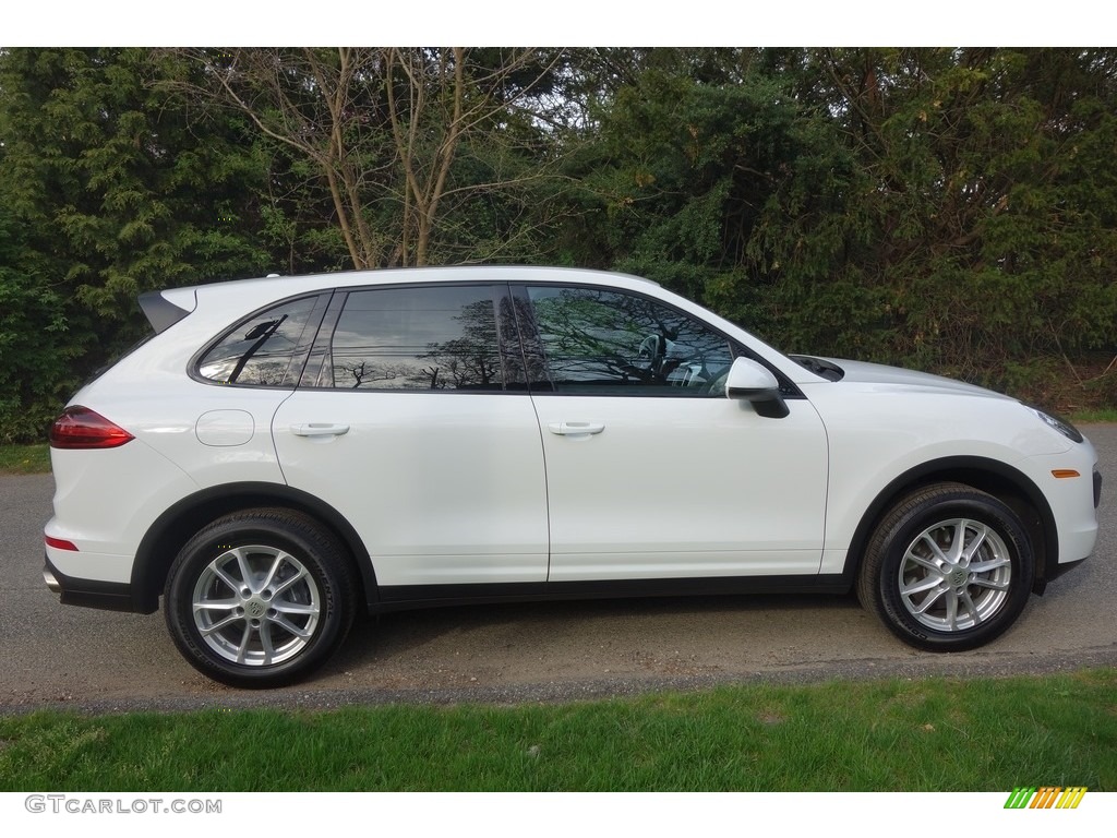 2018 Cayenne  - White / Black photo #7