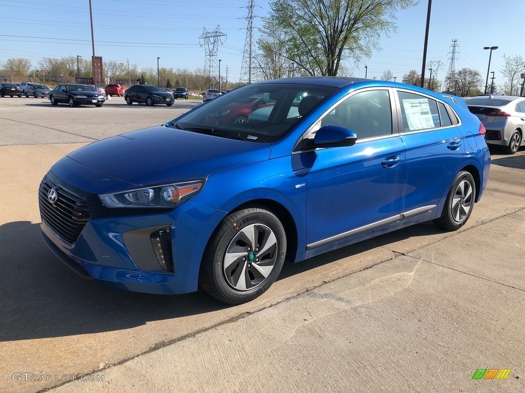 2018 Electric Blue Metallic Hyundai Ioniq Hybrid Sel 127057690 2018 Ioniq Hybrid Sel Electric Blue Metallic Charcoal Black Photo 1