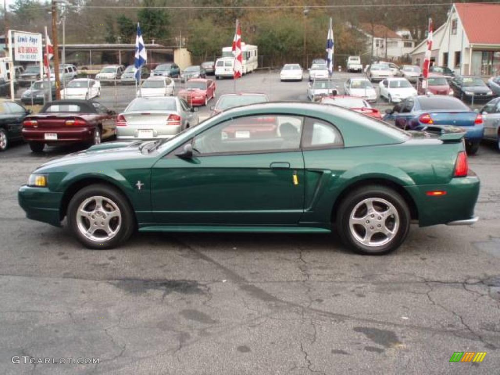 2003 Mustang V6 Coupe - Tropic Green Metallic / Dark Charcoal photo #4
