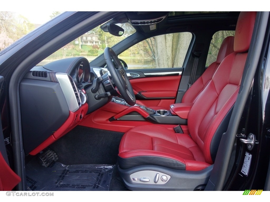 Black/Garnet Red Interior 2018 Porsche Cayenne Platinum Edition Photo #127068879