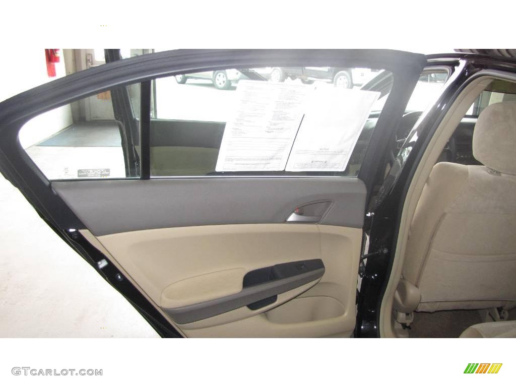 2009 Accord LX Sedan - Crystal Black Pearl / Ivory photo #5