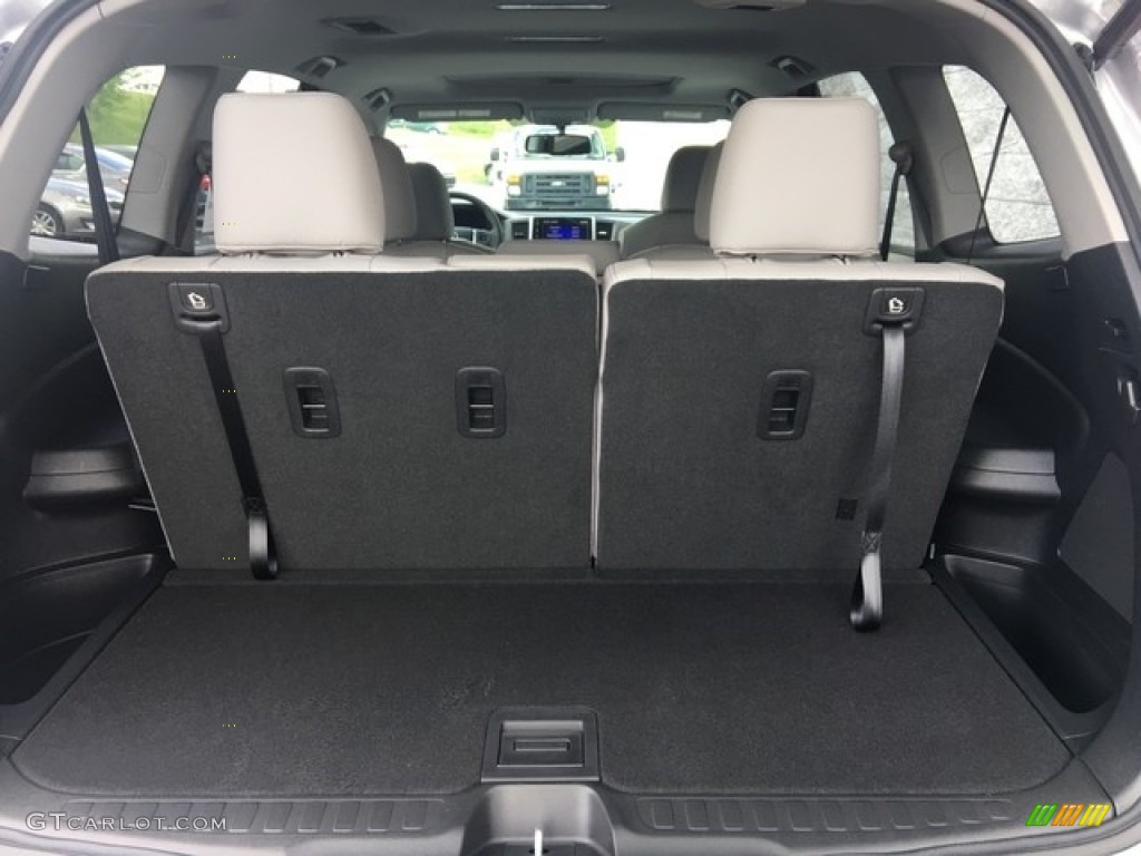 2018 Honda Pilot EX-L AWD Trunk Photo #127071885