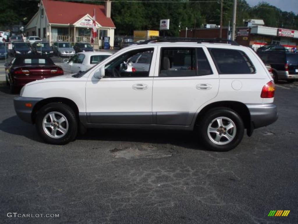 Nordic White Hyundai Santa Fe