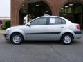 Silver - Rio Sedan Photo No. 17