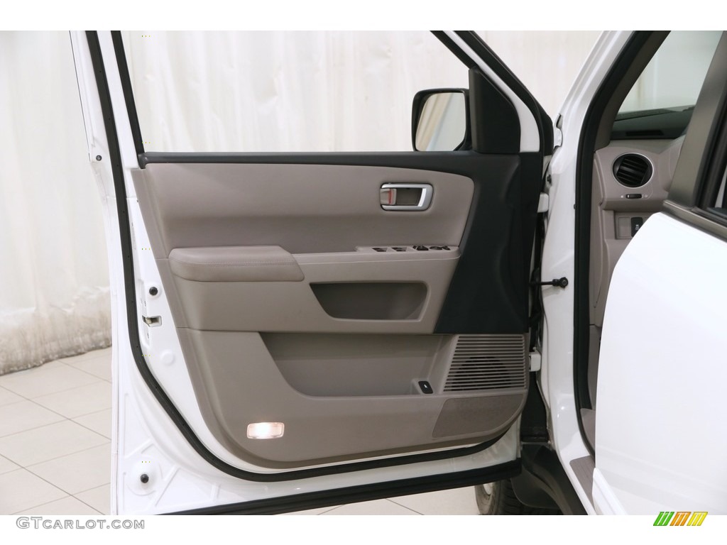 2015 Pilot EX-L 4WD - Taffeta White / Gray photo #4