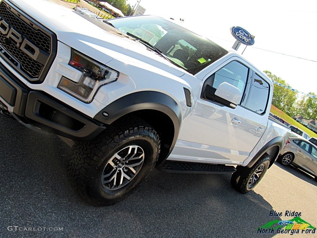 2018 F150 SVT Raptor SuperCrew 4x4 - Oxford White / Raptor Black photo #33