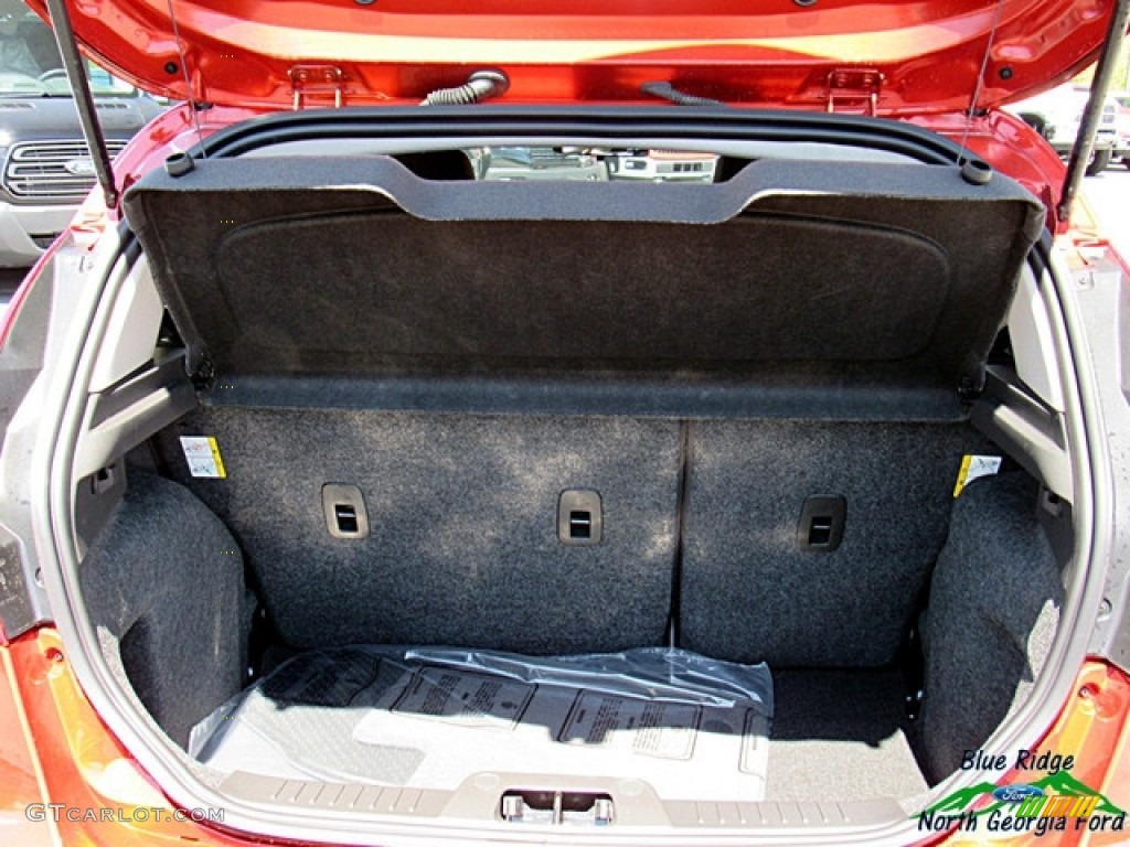2018 Fiesta SE Hatchback - Hot Pepper Red / Charcoal Black photo #13