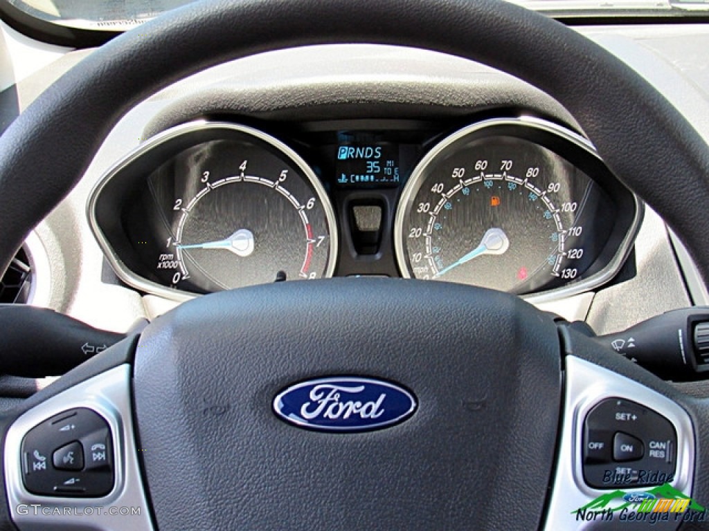 2018 Fiesta SE Hatchback - Hot Pepper Red / Charcoal Black photo #14