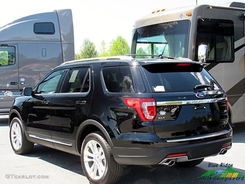2018 Explorer XLT 4WD - Shadow Black / Medium Stone photo #3