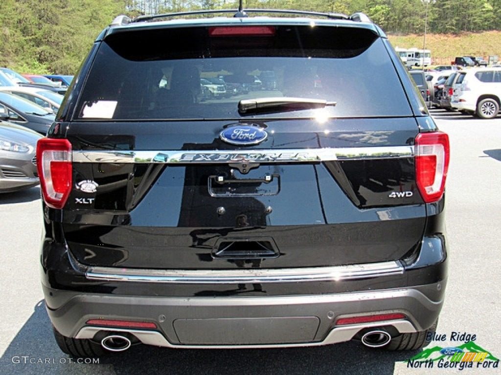 2018 Explorer XLT 4WD - Shadow Black / Medium Stone photo #4