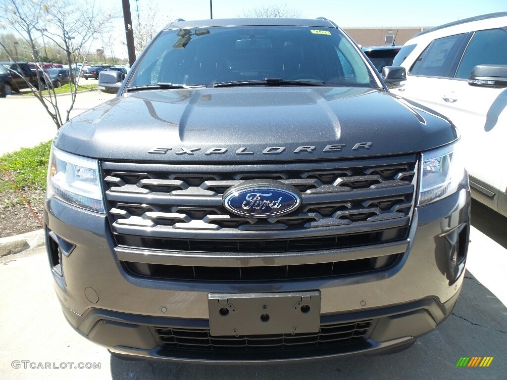 2018 Explorer XLT 4WD - Magnetic Metallic / Ebony Black photo #2