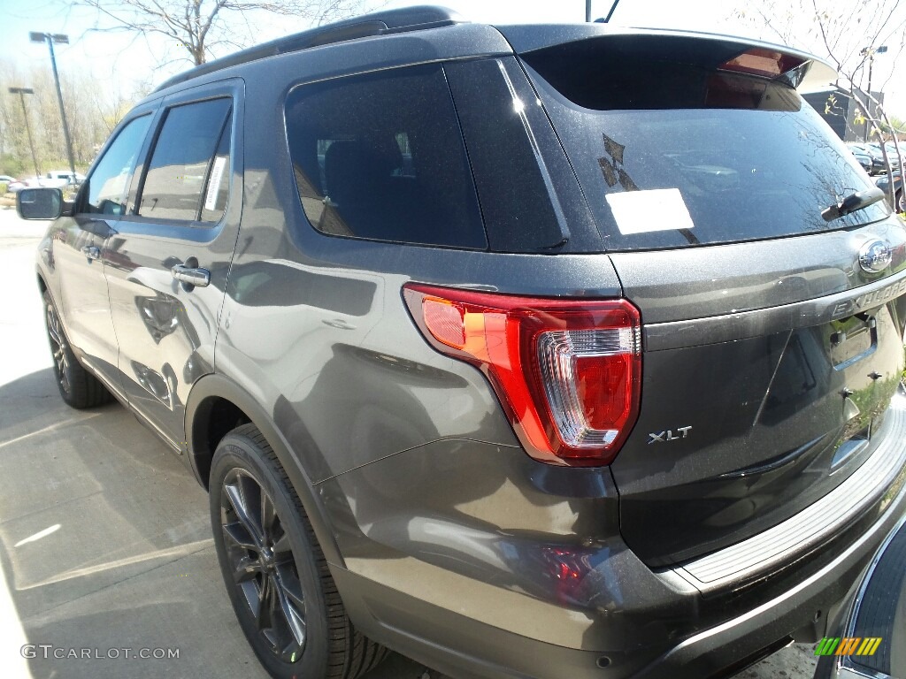 2018 Explorer XLT 4WD - Magnetic Metallic / Ebony Black photo #3