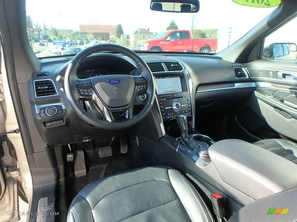 2017 Explorer Limited 4WD - White Gold / Ebony Black photo #13