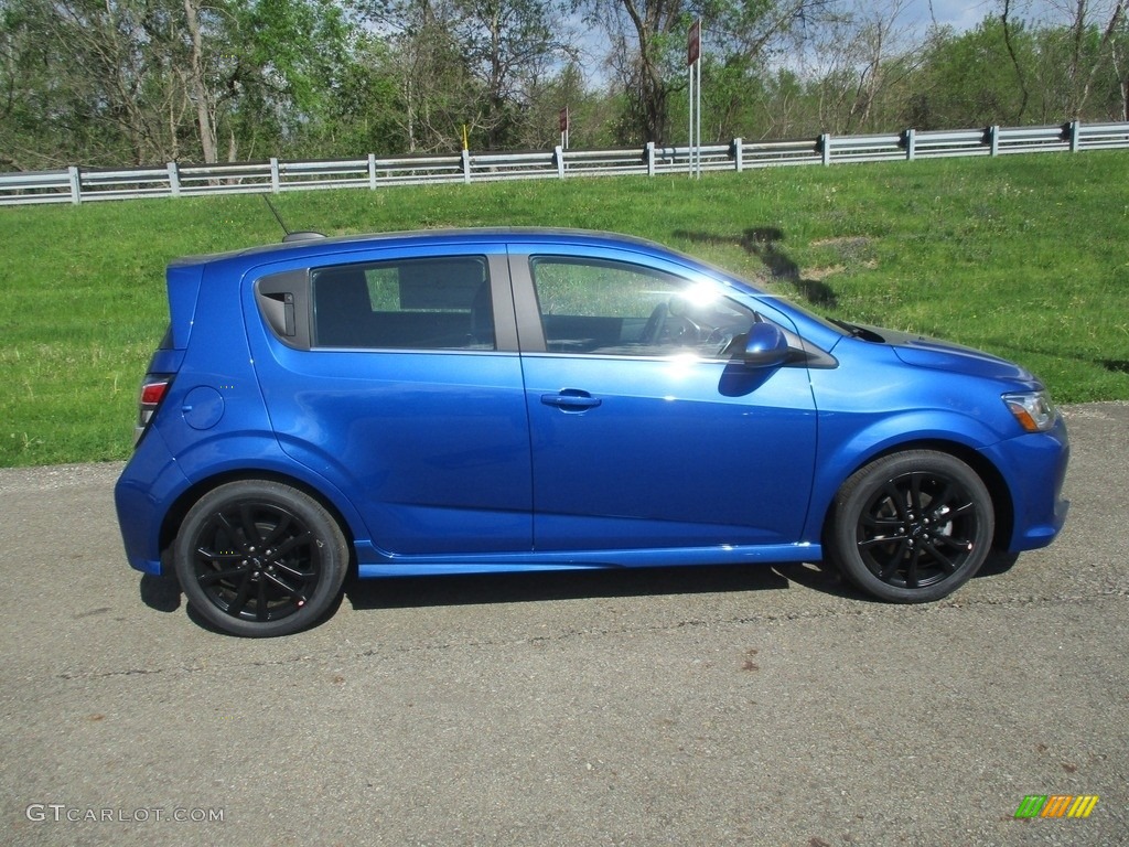 Kinetic Blue Metallic 2018 Chevrolet Sonic LT Hatchback Exterior Photo #127094467