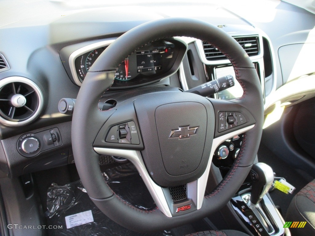 2018 Chevrolet Sonic LT Hatchback Jet Black Steering Wheel Photo #127094752