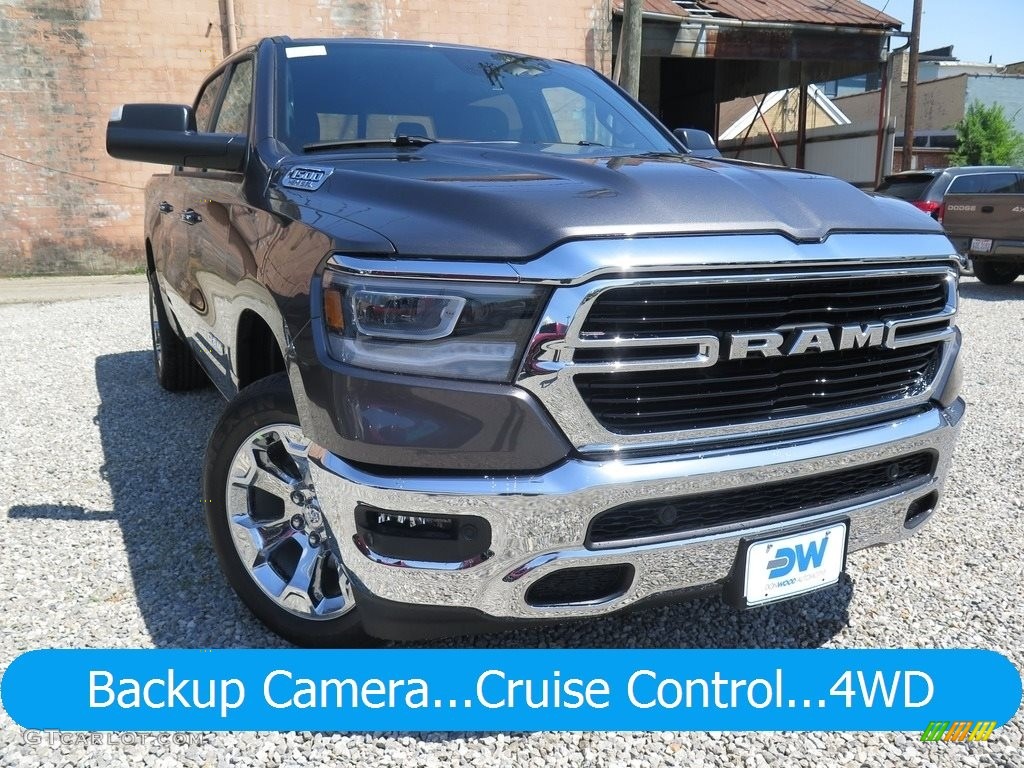 2019 1500 Big Horn Crew Cab 4x4 - Granite Crystal Metallic / Black photo #1