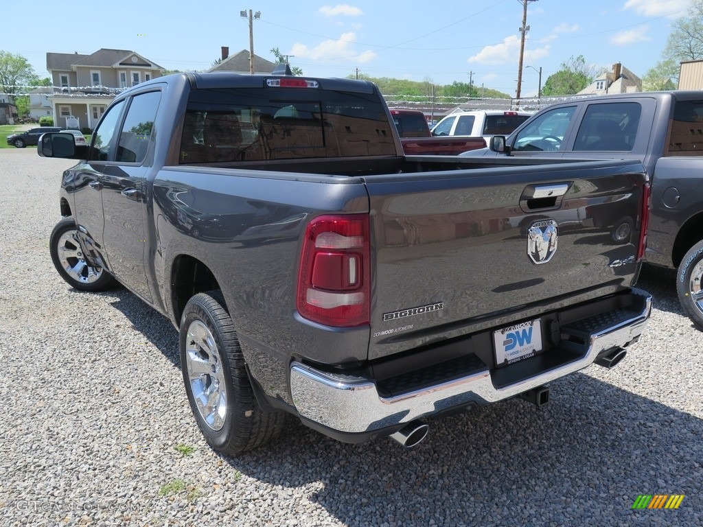 2019 1500 Big Horn Crew Cab 4x4 - Granite Crystal Metallic / Black photo #10