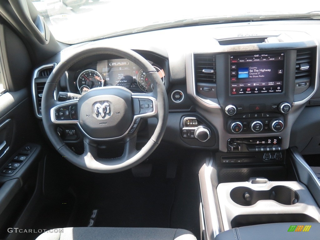 2019 1500 Big Horn Crew Cab 4x4 - Granite Crystal Metallic / Black photo #14