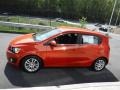 Inferno Orange Metallic - Sonic LT Hatch Photo No. 6