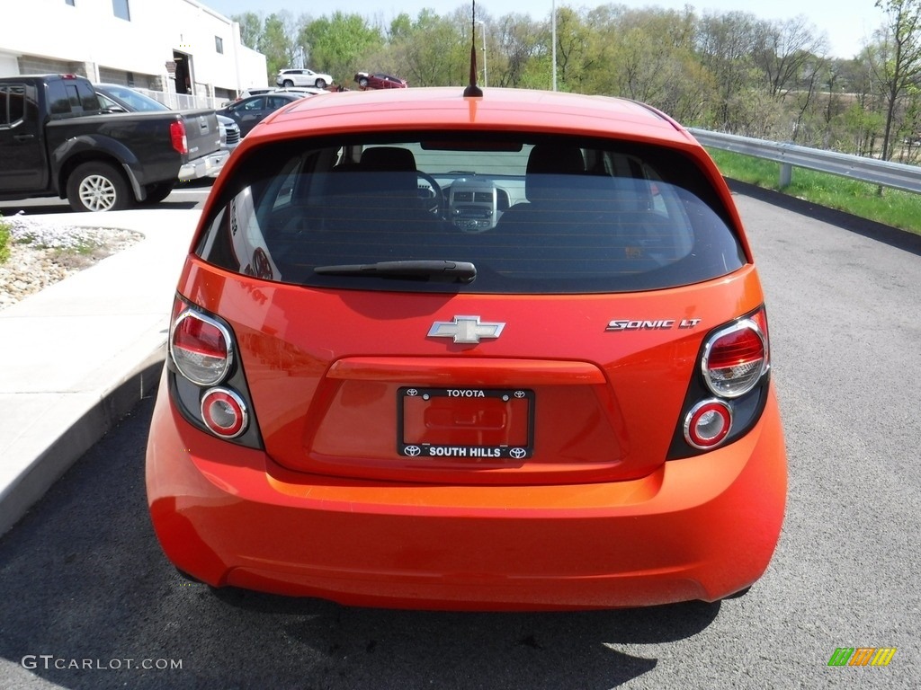 2012 Sonic LT Hatch - Inferno Orange Metallic / Jet Black/Dark Titanium photo #8