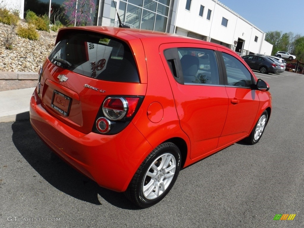 2012 Sonic LT Hatch - Inferno Orange Metallic / Jet Black/Dark Titanium photo #9