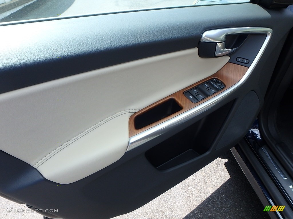 2017 XC60 T6 AWD Inscription - Magic Blue Metallic / Soft Beige photo #18