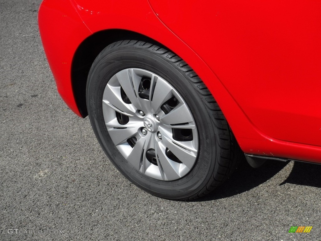 2012 Yaris LE 5 Door - Absolutely Red / Ash Gray photo #3