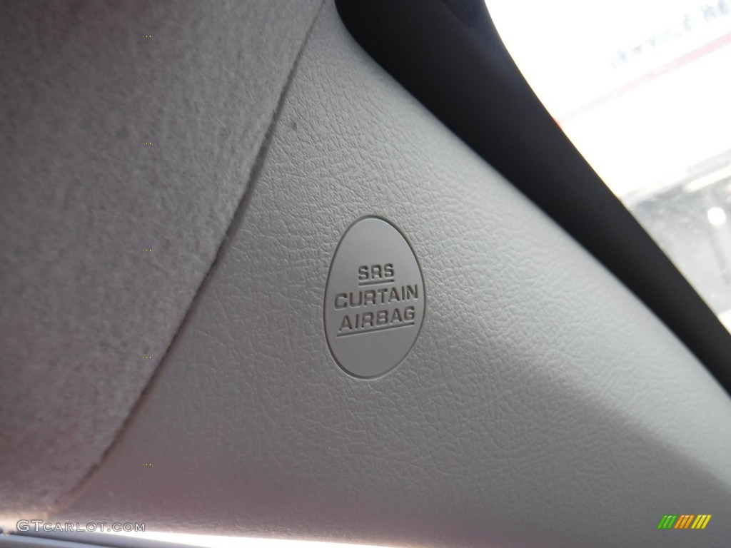 2012 Yaris LE 5 Door - Absolutely Red / Ash Gray photo #20