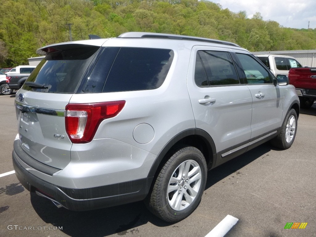 2018 Explorer XLT 4WD - Ingot Silver / Ebony Black photo #2