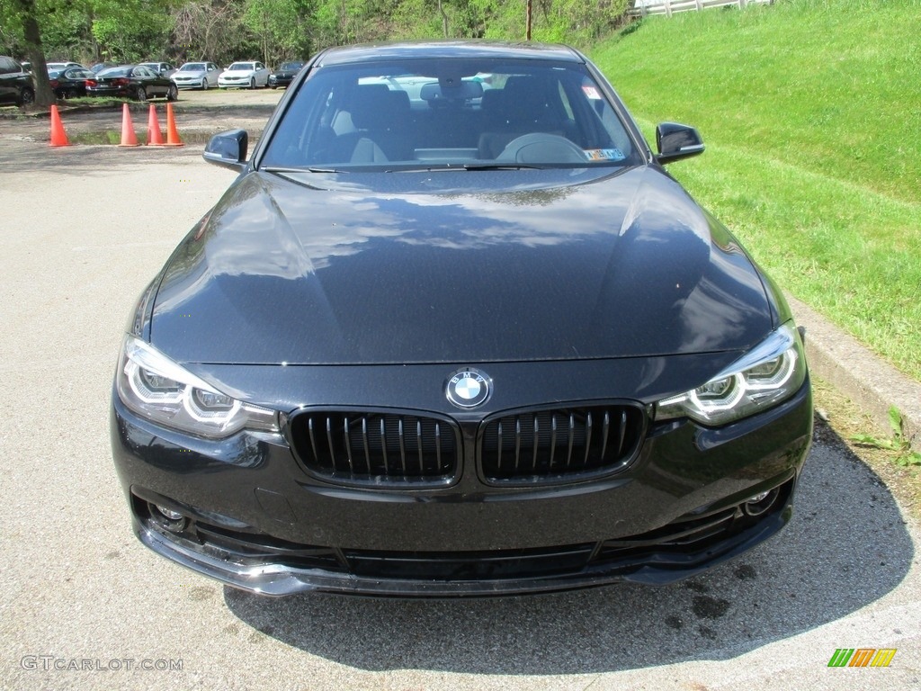 2018 3 Series 330i xDrive Sedan - Jet Black / Black photo #9