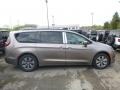 2018 Molten Silver Chrysler Pacifica Hybrid Limited  photo #4
