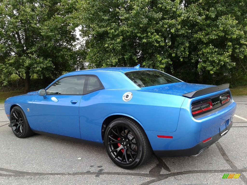 2018 Challenger R/T Scat Pack - B5 Blue Pearl / Black photo #8