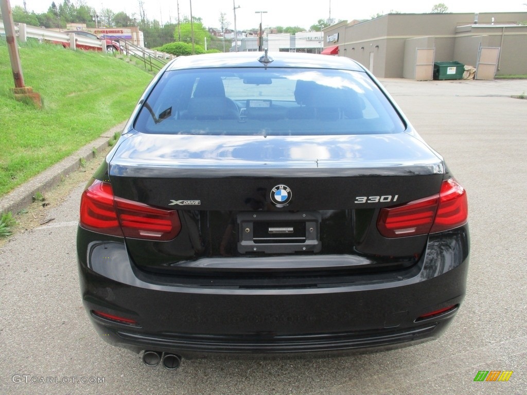 2018 3 Series 330i xDrive Sedan - Jet Black / Black photo #4