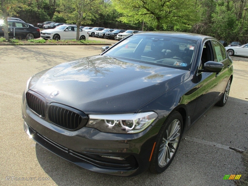 2018 5 Series 540i xDrive Sedan - Dark Graphite Metallic / Black photo #8