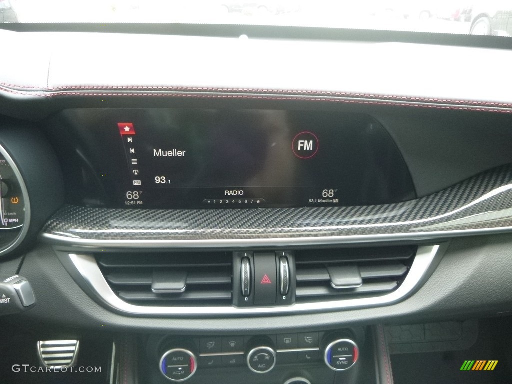 2018 Alfa Romeo Stelvio Quadrifoglio AWD Controls Photo #127120075