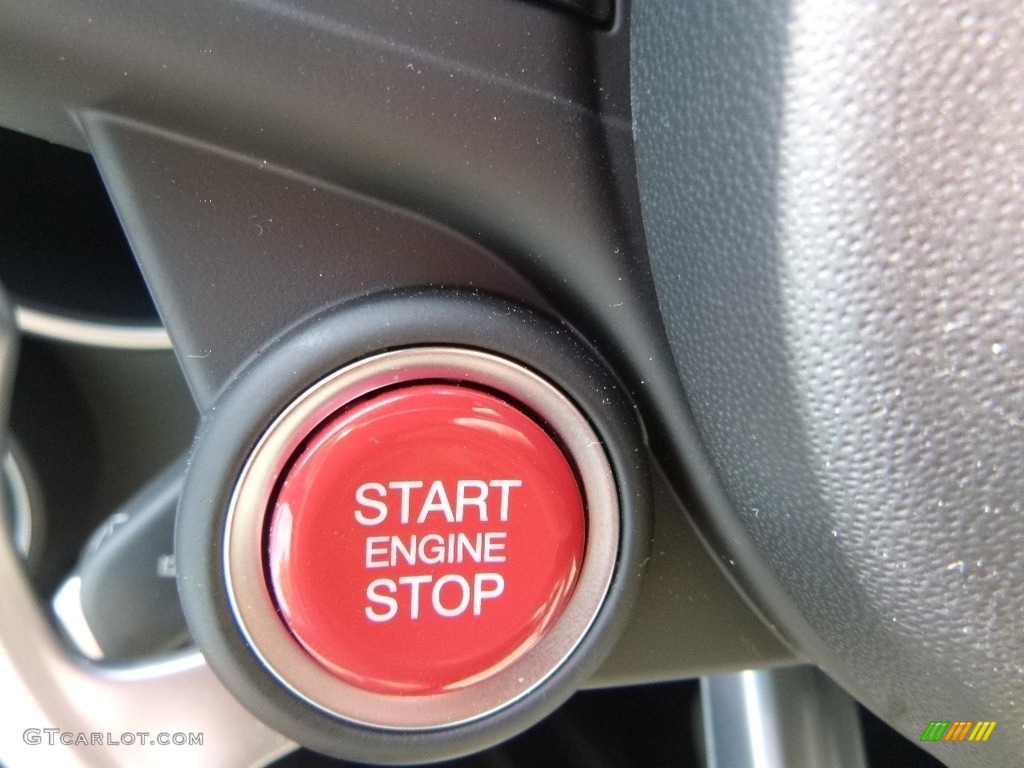 2018 Alfa Romeo Stelvio Quadrifoglio AWD Controls Photo #127120216