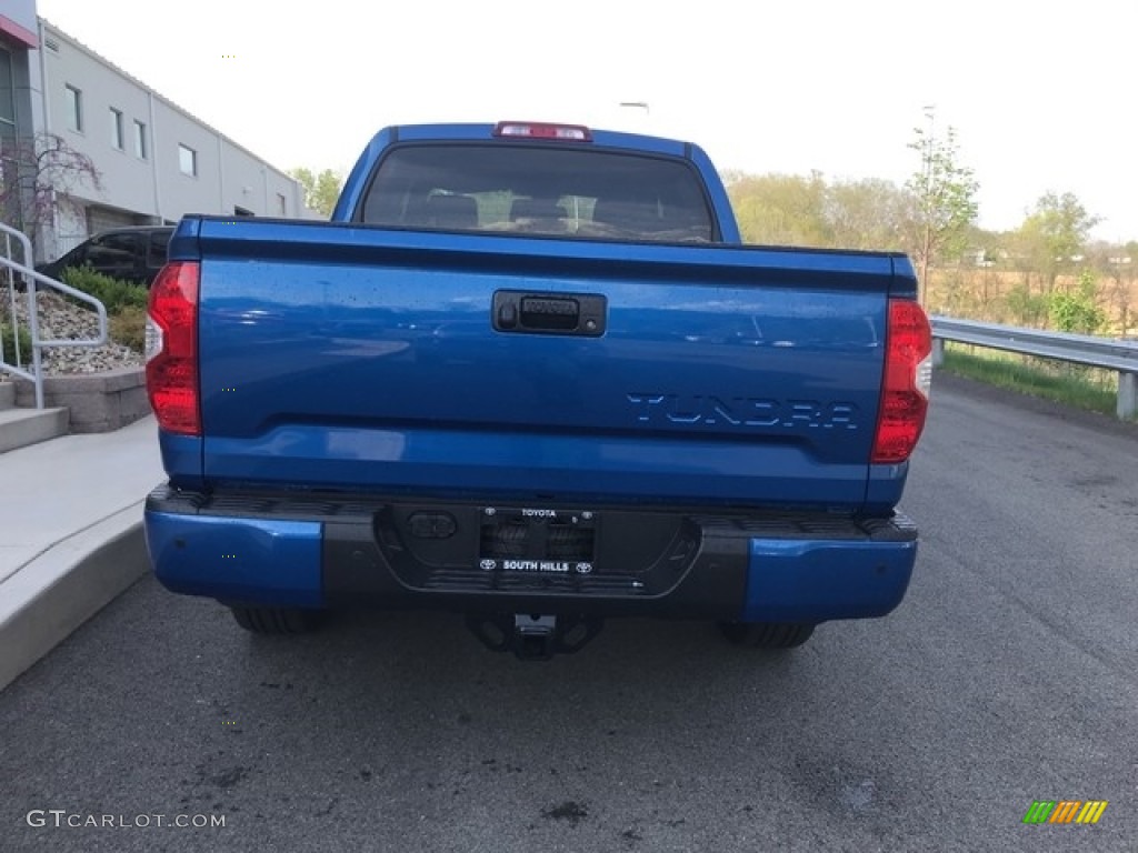 2018 Tundra SR5 CrewMax 4x4 - Blazing Blue Pearl / Graphite photo #3