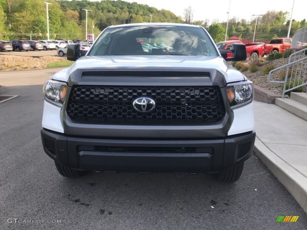 2018 Tundra SR Double Cab 4x4 - Super White / Graphite photo #6