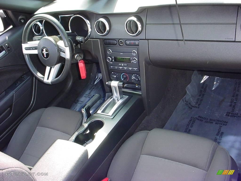 2008 Mustang V6 Deluxe Convertible - Alloy Metallic / Dark Charcoal photo #12