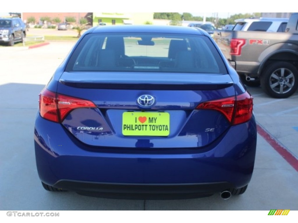 2018 Corolla SE - Blue Crush Metallic / Black photo #7
