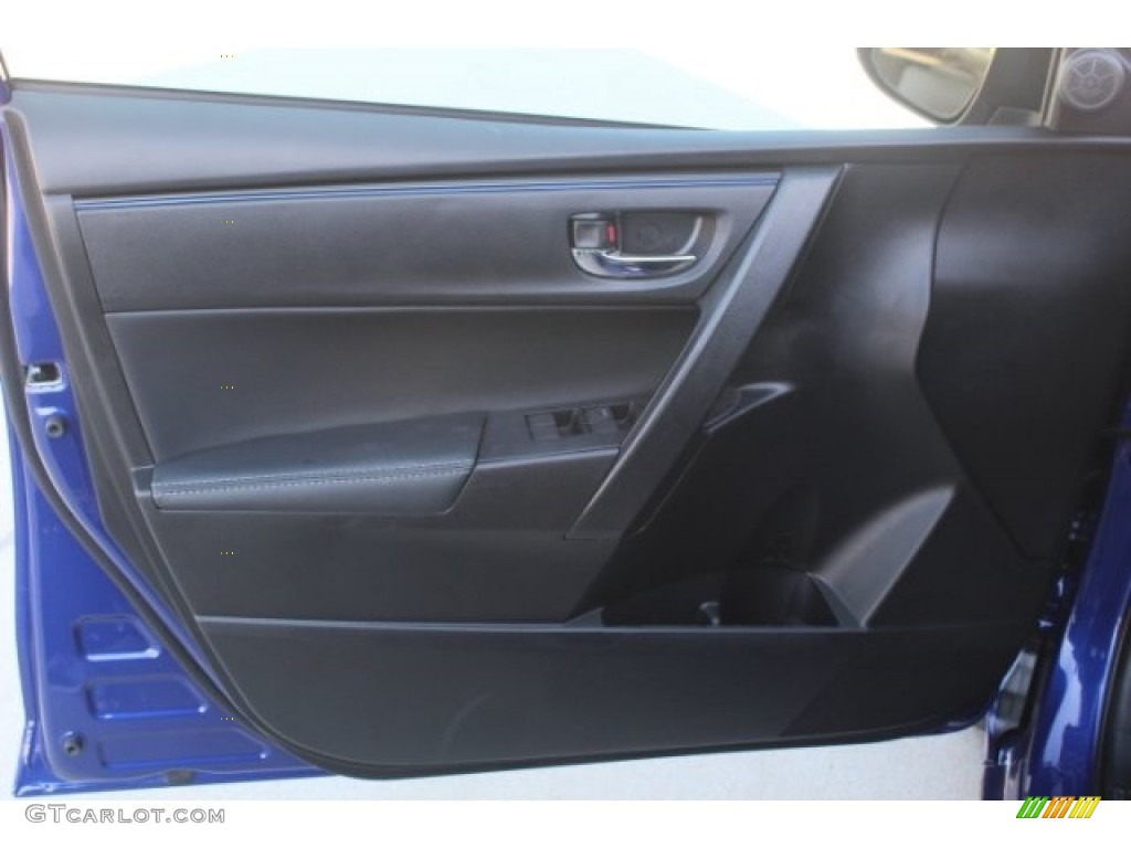 2018 Corolla SE - Blue Crush Metallic / Black photo #11