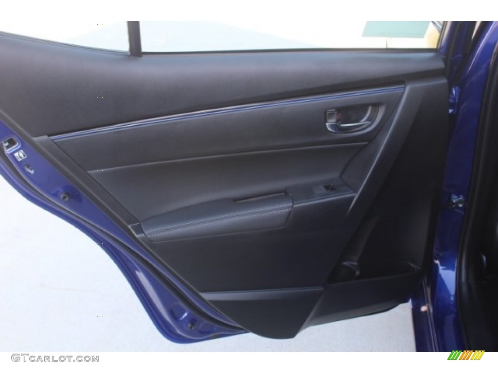 2018 Corolla SE - Blue Crush Metallic / Black photo #23