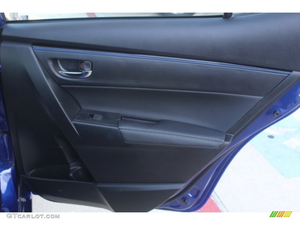 2018 Corolla SE - Blue Crush Metallic / Black photo #28
