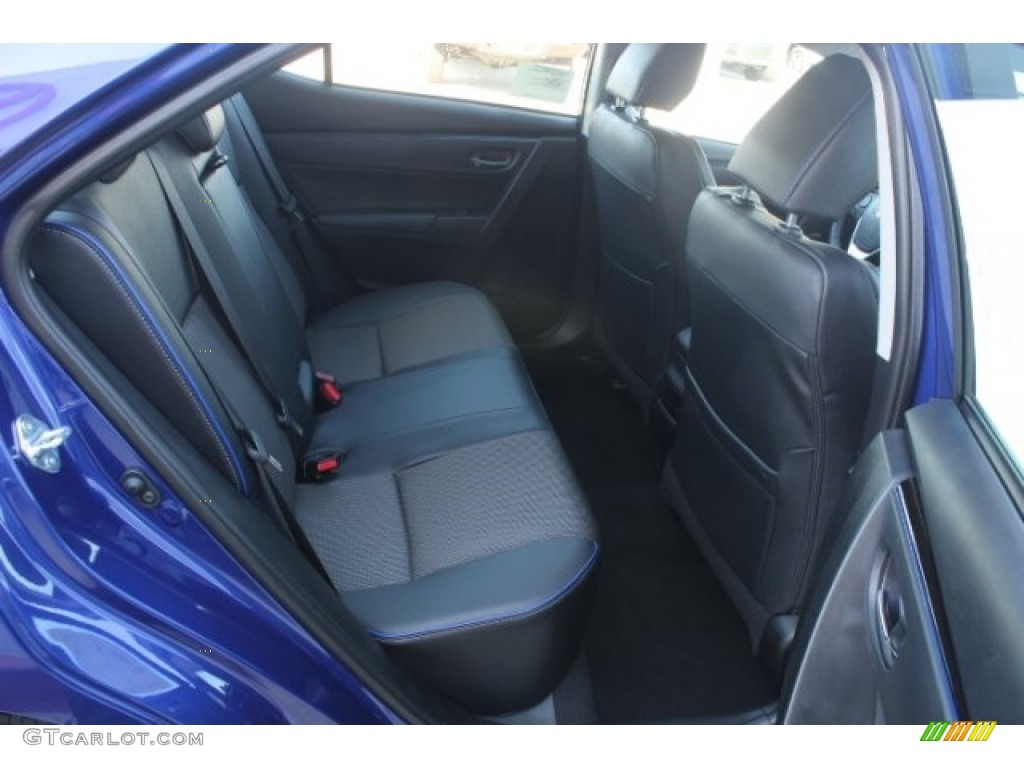 2018 Corolla SE - Blue Crush Metallic / Black photo #29