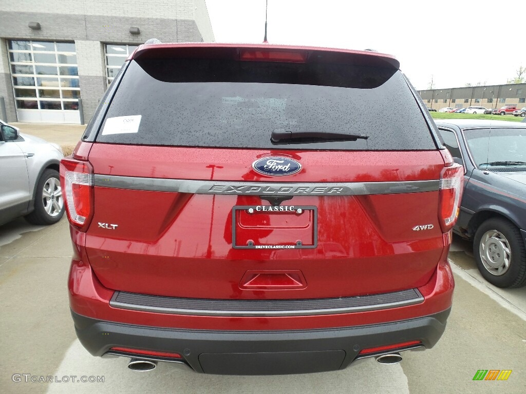 2018 Explorer XLT 4WD - Ruby Red / Ebony Black photo #4