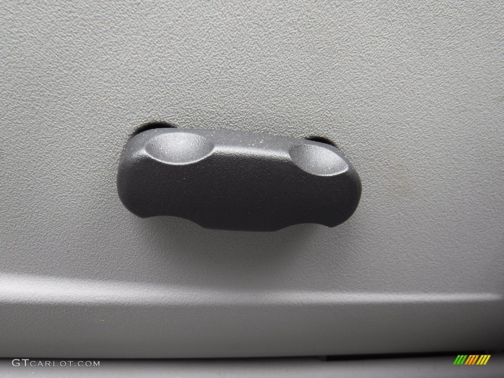 2006 Equinox LT AWD - Galaxy Silver Metallic / Light Gray photo #16