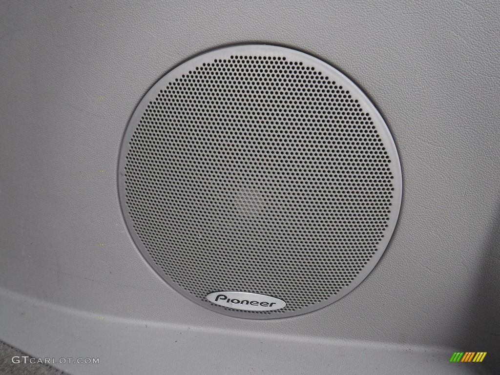 2006 Equinox LT AWD - Galaxy Silver Metallic / Light Gray photo #22