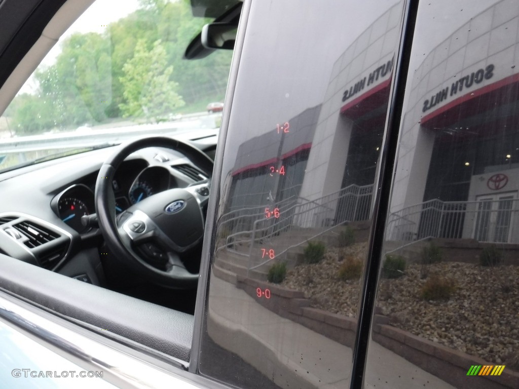 2013 Escape SEL 2.0L EcoBoost 4WD - Frosted Glass Metallic / Charcoal Black photo #8